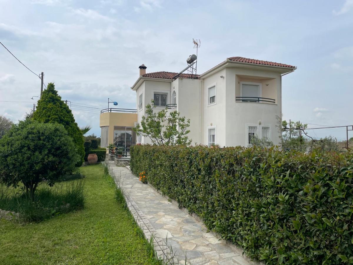 Seaside Apartment With Private Garden Néa Ankhíalos Extérieur photo